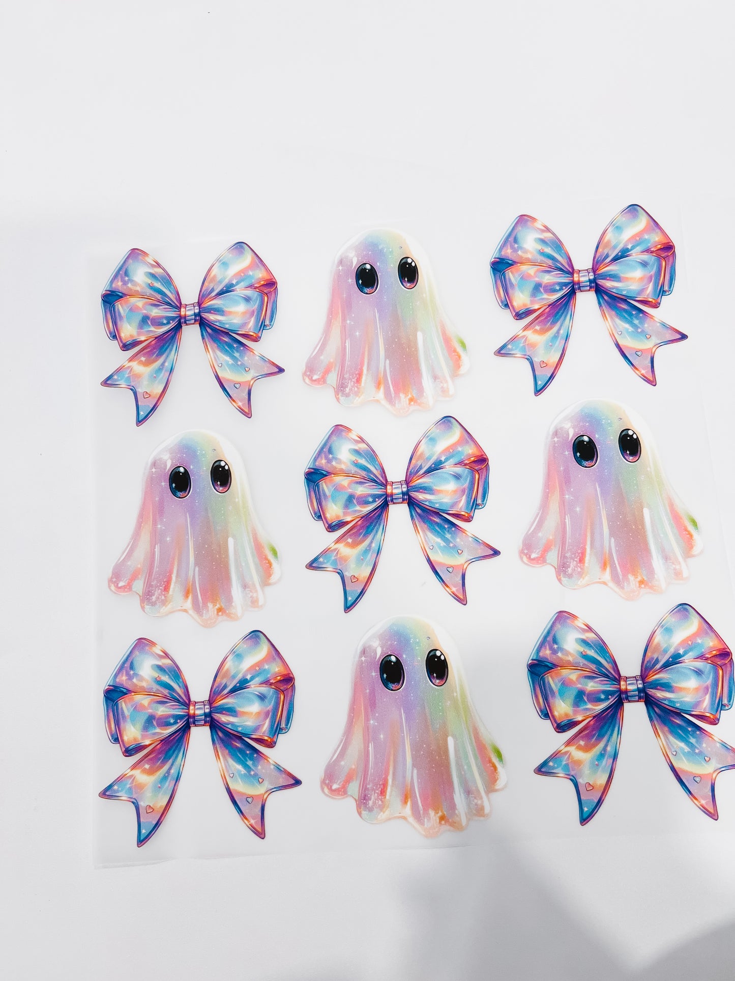 344-Iridescent Ghost & Bows