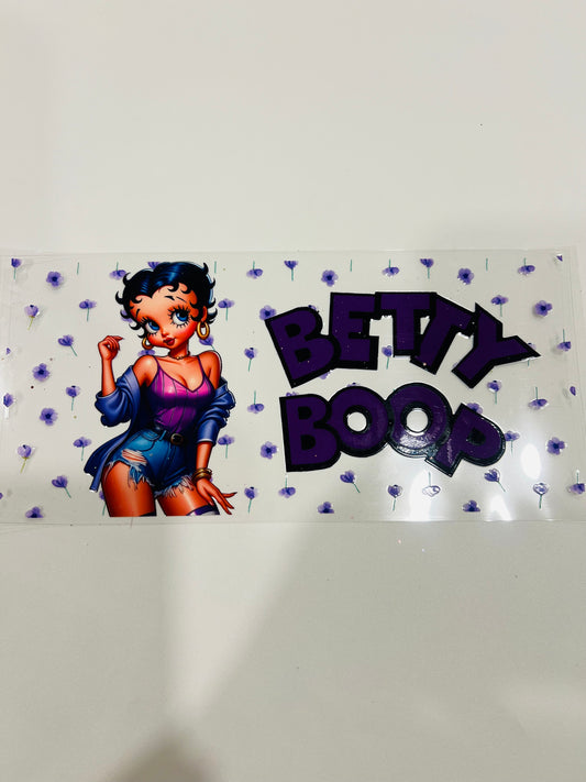 2644-Sassy Betty