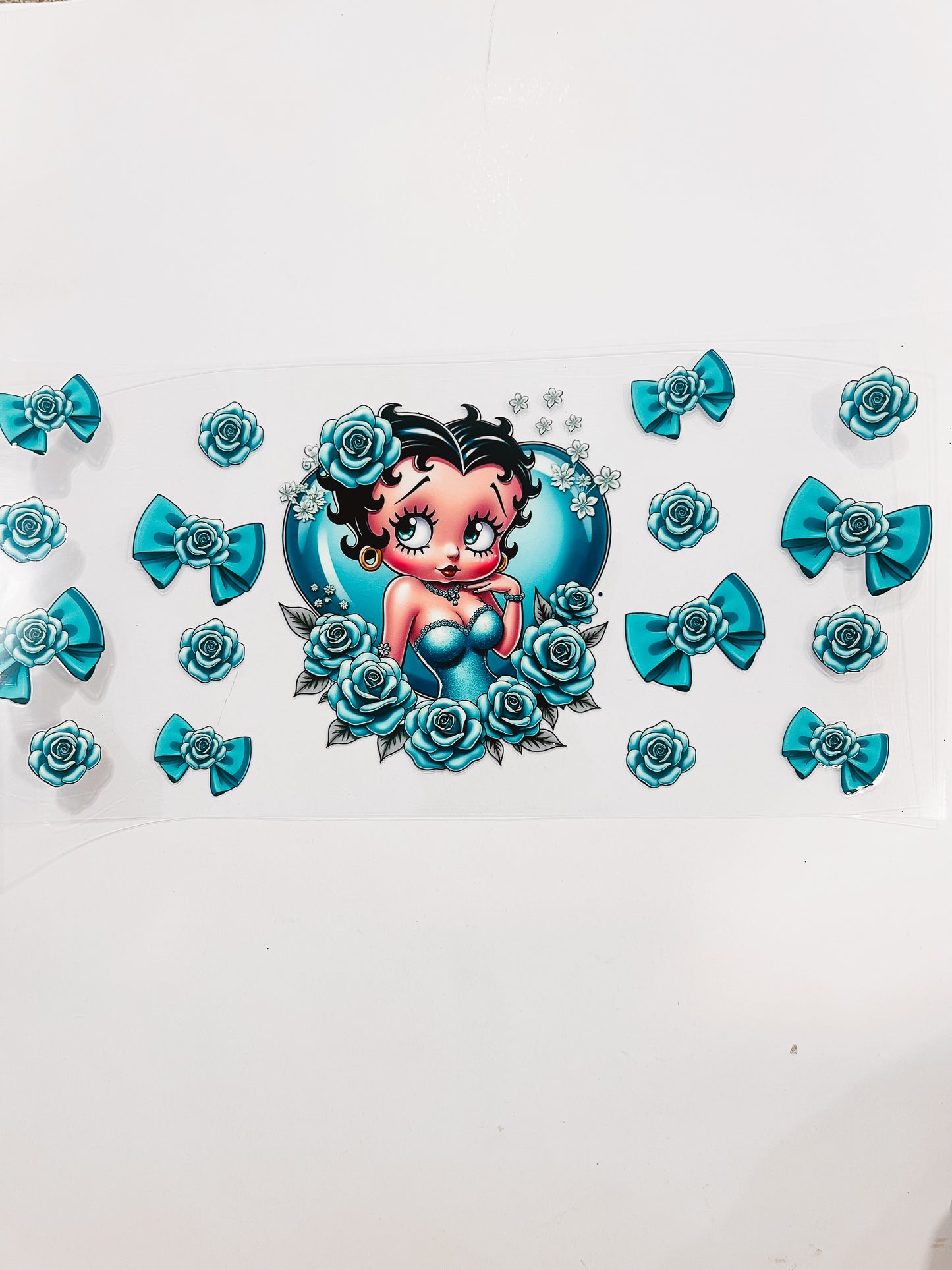 2295-Betty & Bows