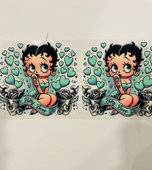 2762-Heart Betty