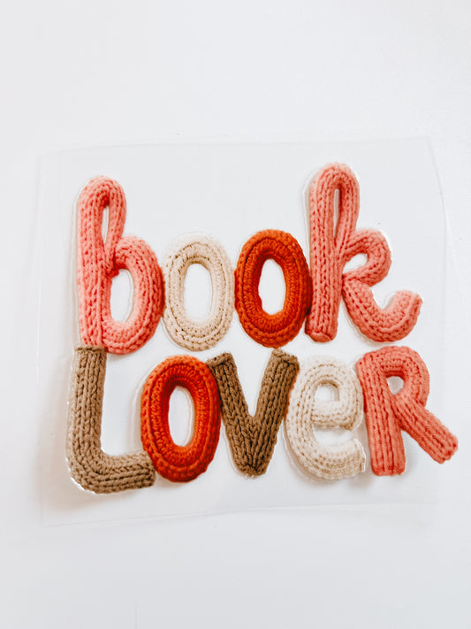 3000-Book Lover