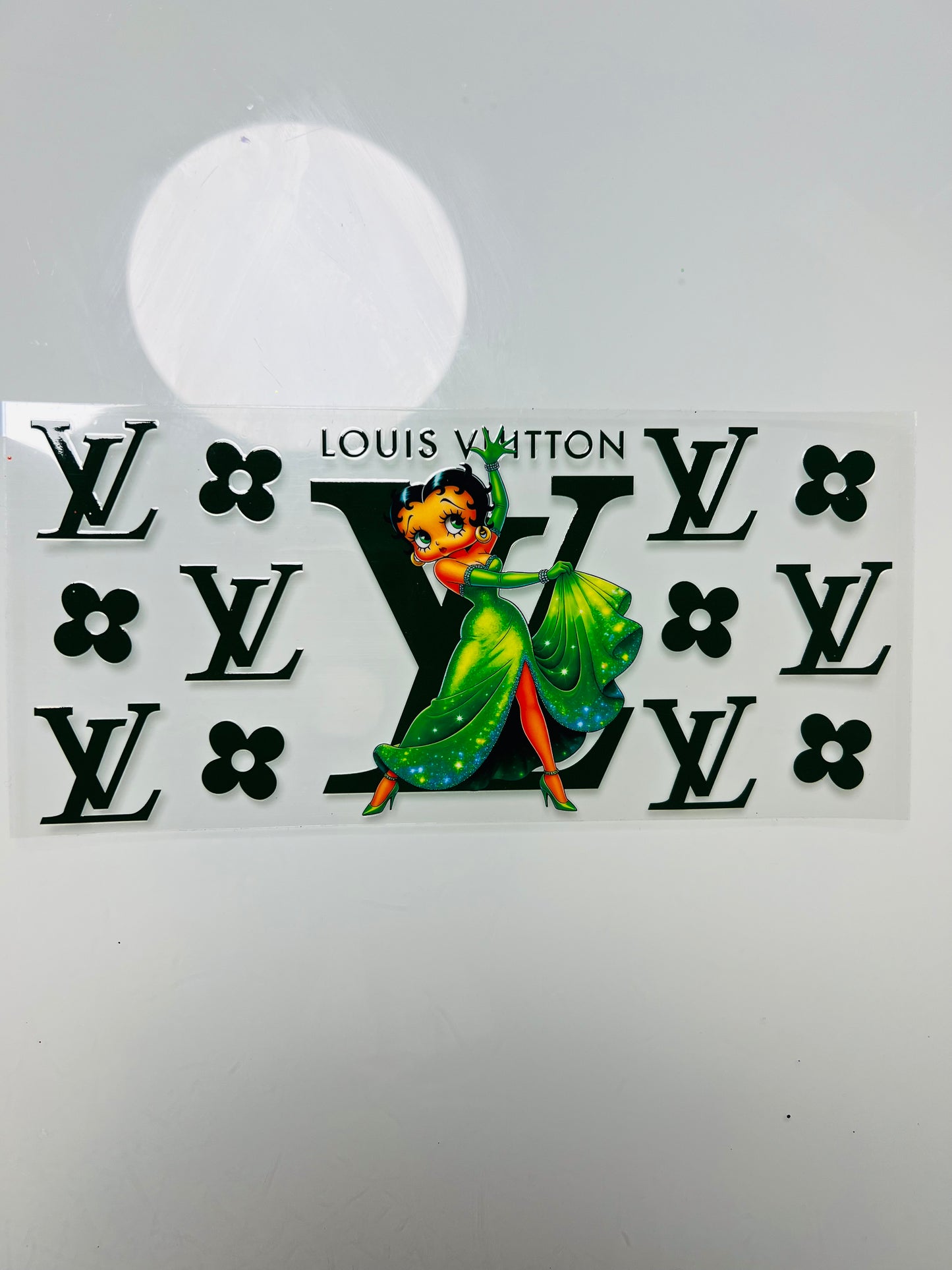 3183-Green Designer Betty